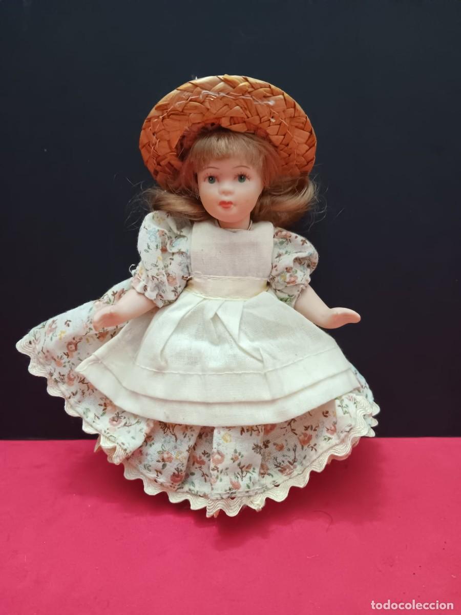 Moderne spanische Puppen: mu&ntilde;eca de porcelana tipo victoriana a&ntilde;os 90