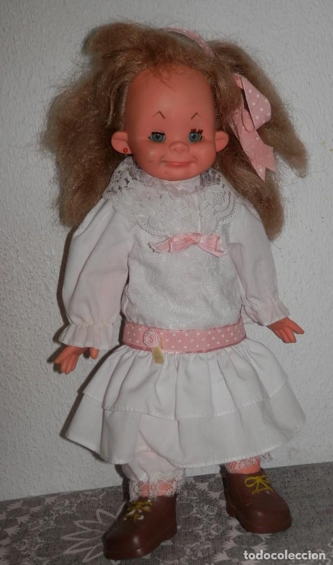 Moderne spanische Puppen: ANTIGUA MU&Ntilde;ECA DE LA B.B.