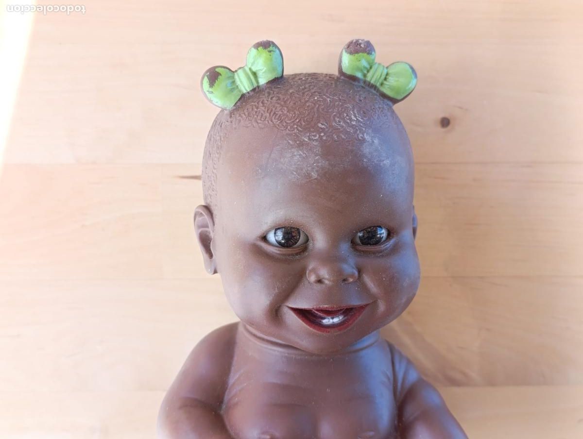 Mu&ntilde;ecas espa&ntilde;olas modernas: Mu&ntilde;eca Mu&ntilde;eco Negrito Iris. - Foto 2