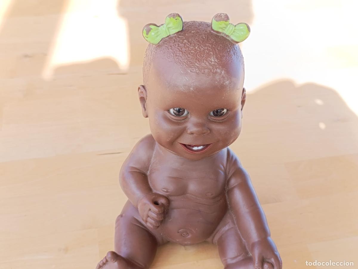 Mu&ntilde;ecas espa&ntilde;olas modernas: Mu&ntilde;eca Mu&ntilde;eco Negrito Iris. - Foto 4