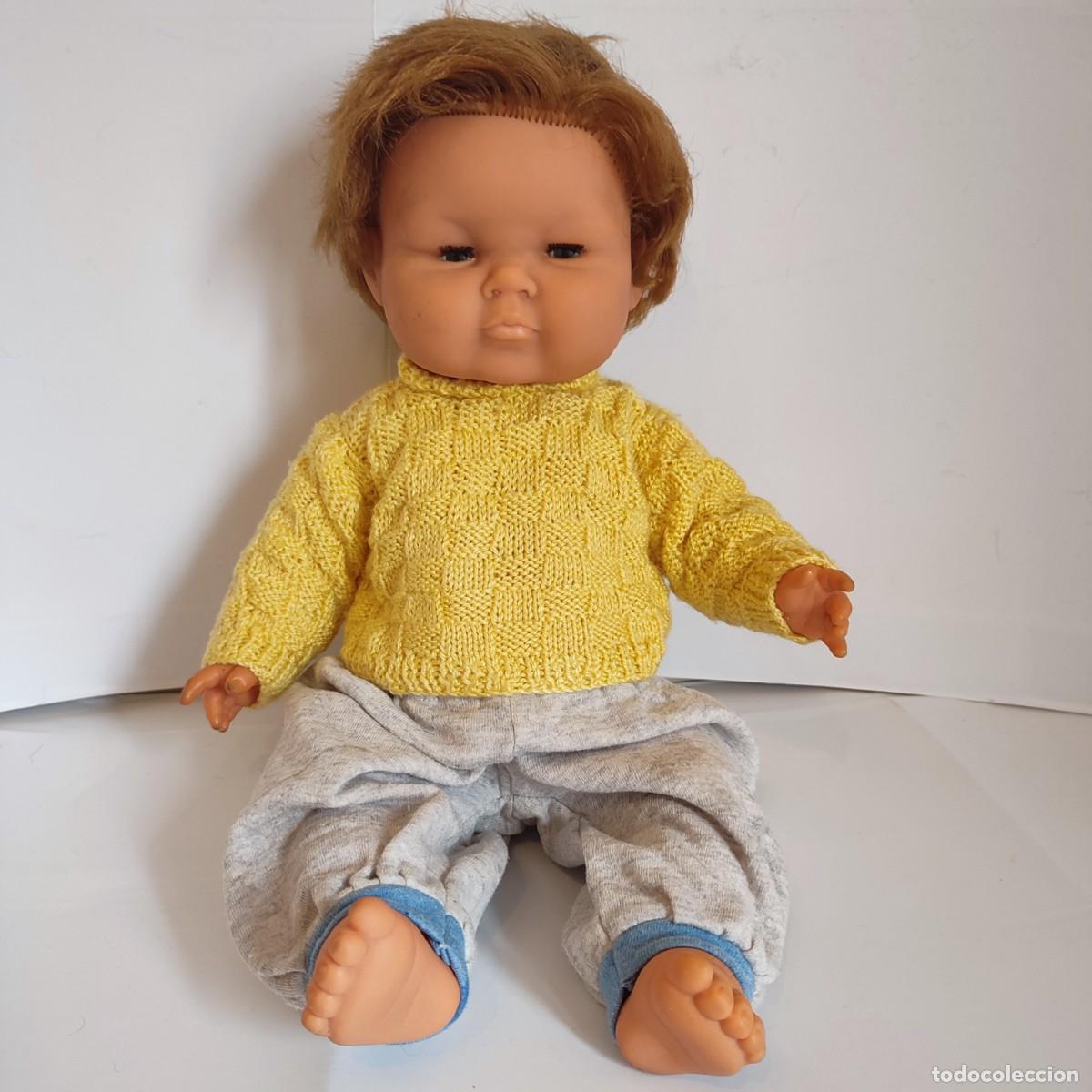 Moderne spanische Puppen: Mu&ntilde;eco beb&eacute; vintage con ropa de punto &ndash; Para coleccionistas