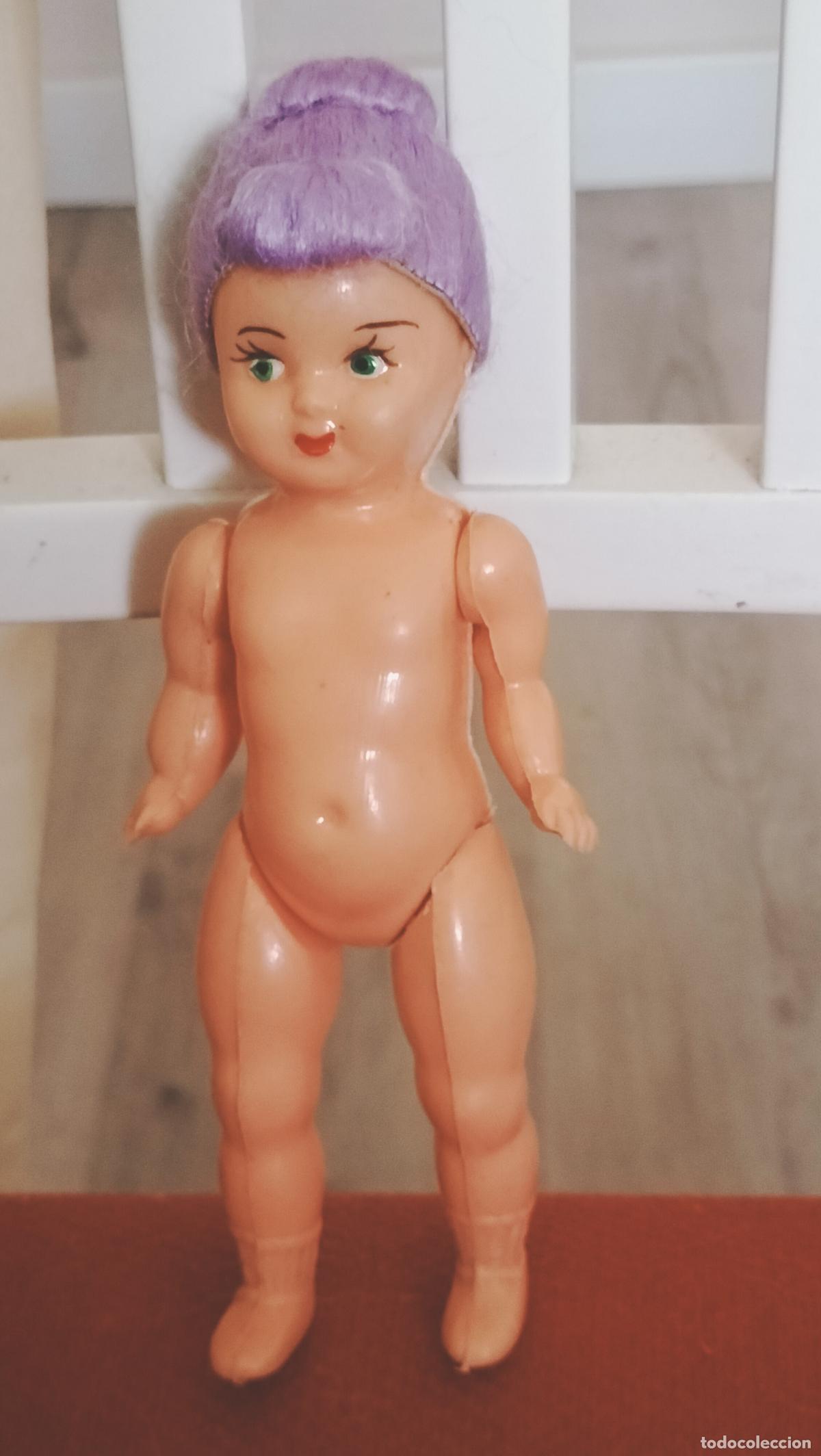 Mu&ntilde;ecas espa&ntilde;olas modernas: ANTIGUA MU&Ntilde;ECA DE PLASTICO - Foto 1