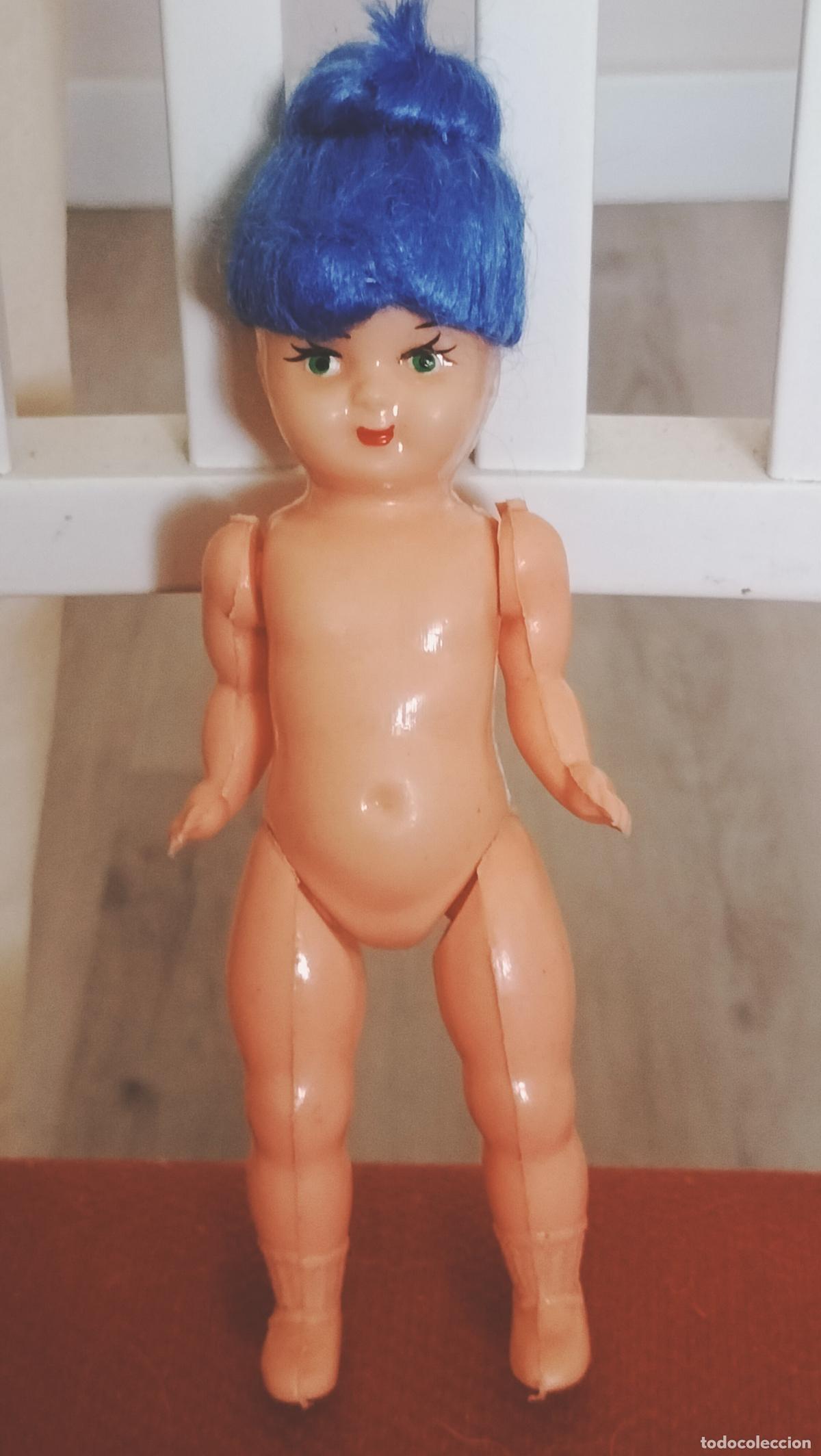 Mu&ntilde;ecas espa&ntilde;olas modernas: ANTIGUA MU&Ntilde;ECA DE PLASTICO - Foto 1