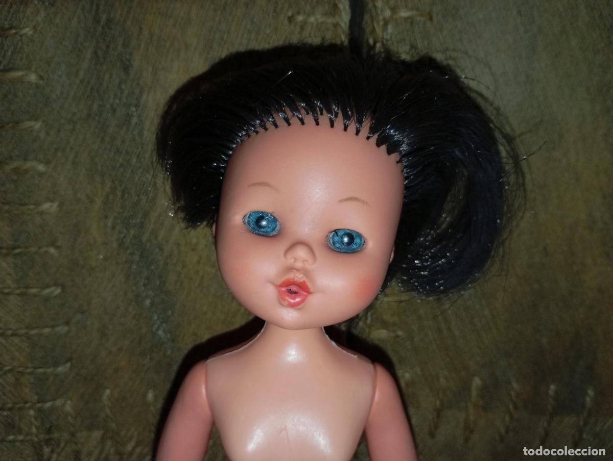Mu&ntilde;ecas espa&ntilde;olas modernas: Mu&ntilde;eca maniqu&iacute; Core morena - Foto 1