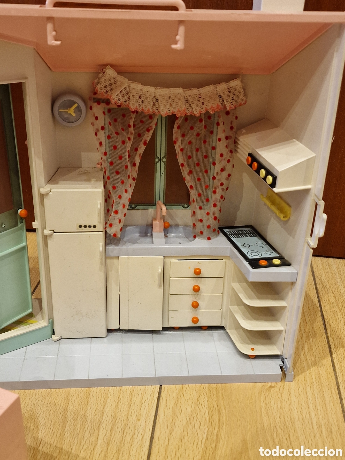 Mu&ntilde;ecas espa&ntilde;olas modernas: Casa maletin villa de Chabel de Feber - Foto 1