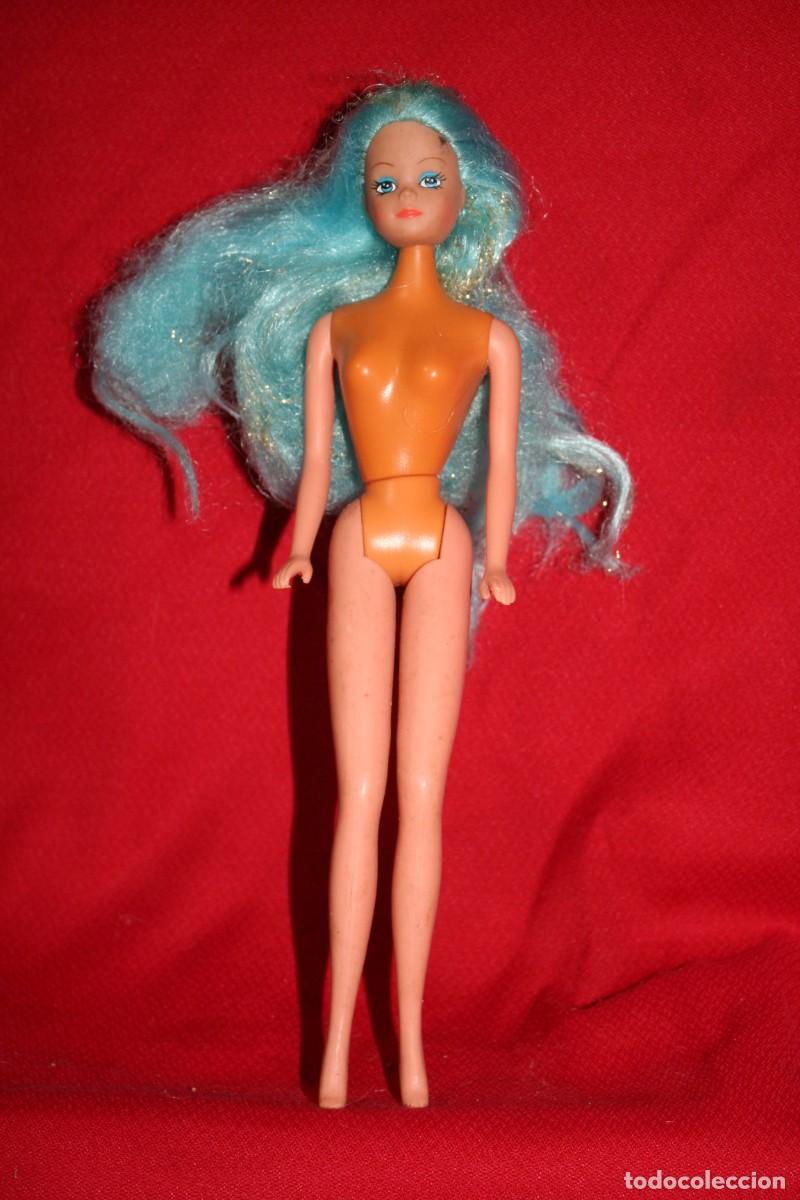 Mu&ntilde;ecas espa&ntilde;olas modernas: mu&ntilde;eca simba tipo barbie steffi - Foto 2