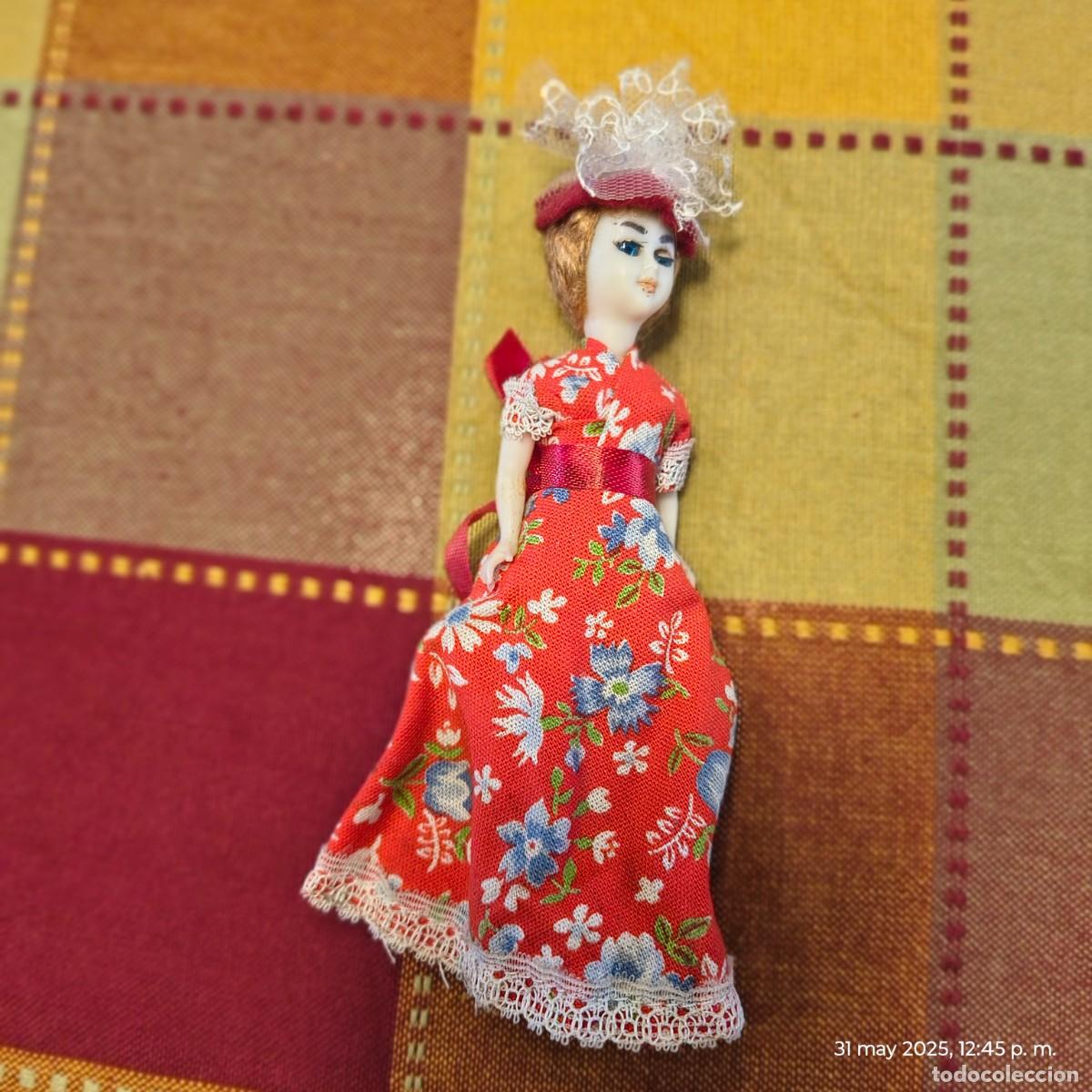 Mu&ntilde;ecas espa&ntilde;olas modernas: Antigua mu&ntilde;eca de celuloide - Foto 1