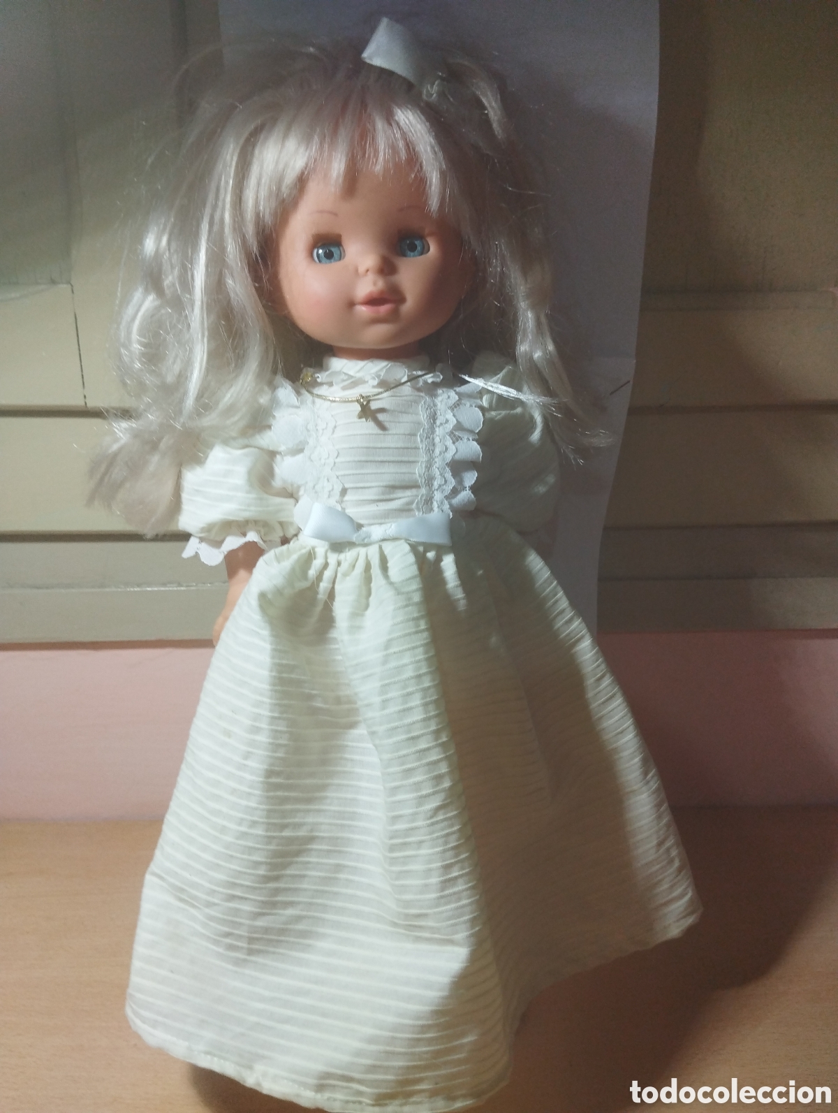 Mu&ntilde;ecas espa&ntilde;olas modernas: Mu&ntilde;eca toyse de comuni&oacute;n - Foto 1