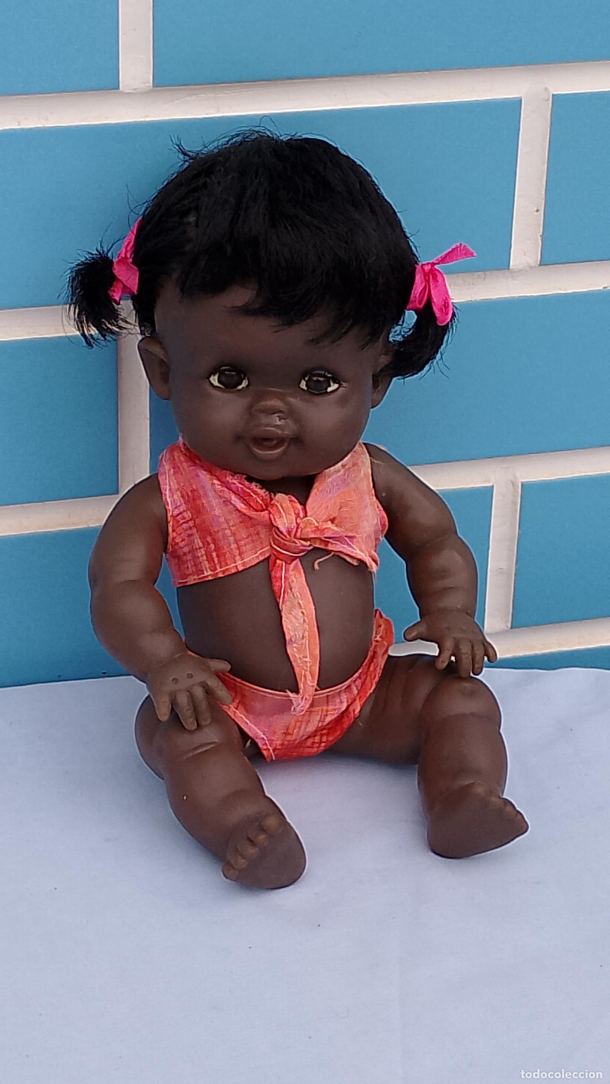 Mu&ntilde;ecas Espa&ntilde;olas Modernas: Antigua mu&ntilde;eca beb&eacute; negra de goma a&ntilde;os 60