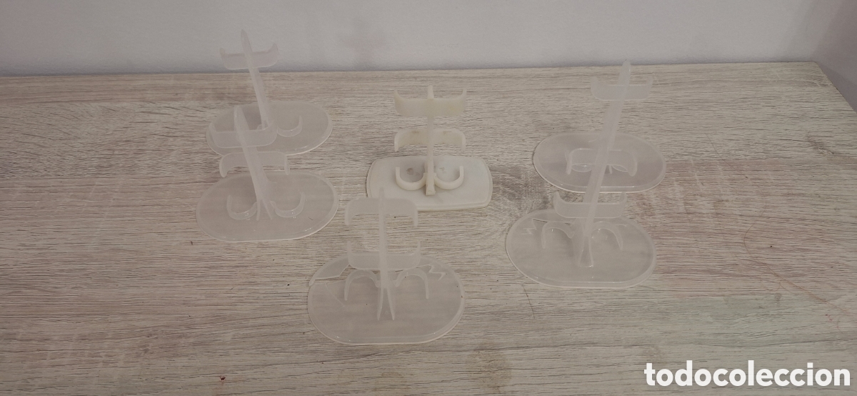 Mu&ntilde;ecas espa&ntilde;olas modernas: lote peanas validas chabel/barbie - Foto 1