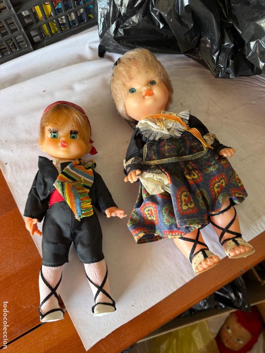 Mu&ntilde;ecas espa&ntilde;olas modernas: Lote de 2 mu&ntilde;equitas regionales - Foto 1