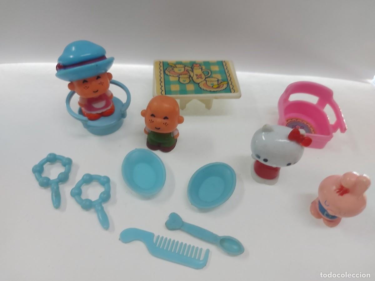 Mu&ntilde;ecas espa&ntilde;olas modernas: LOTE HELLO KITTY CON COMPLEMENTOS- A&Ntilde;OS 80 - Foto 1