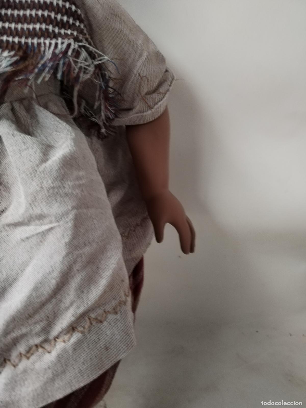 Mu&ntilde;ecas espa&ntilde;olas modernas: mu&ntilde;eca negrita con marca en la nuca - Foto 4