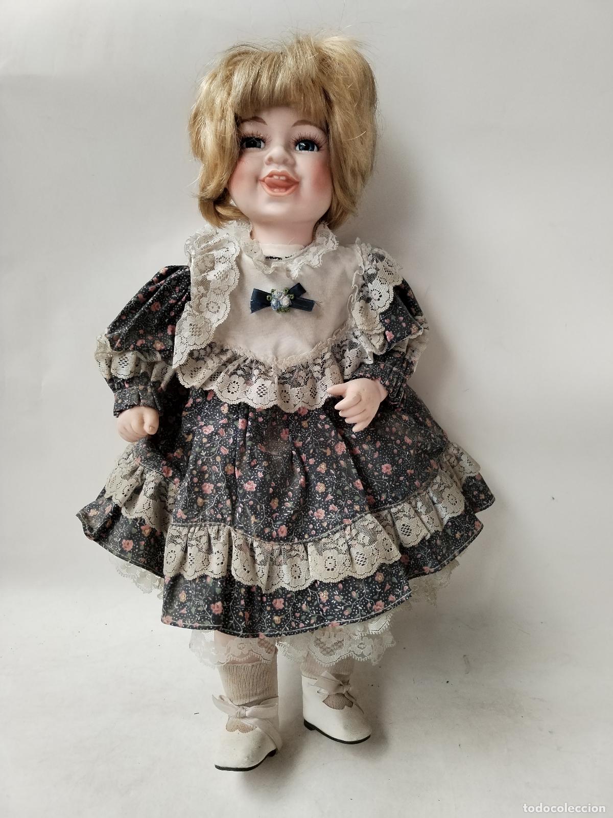 Mu&ntilde;ecas espa&ntilde;olas modernas: mu&ntilde;eca de porcelana con marca en la nuca - Foto 3