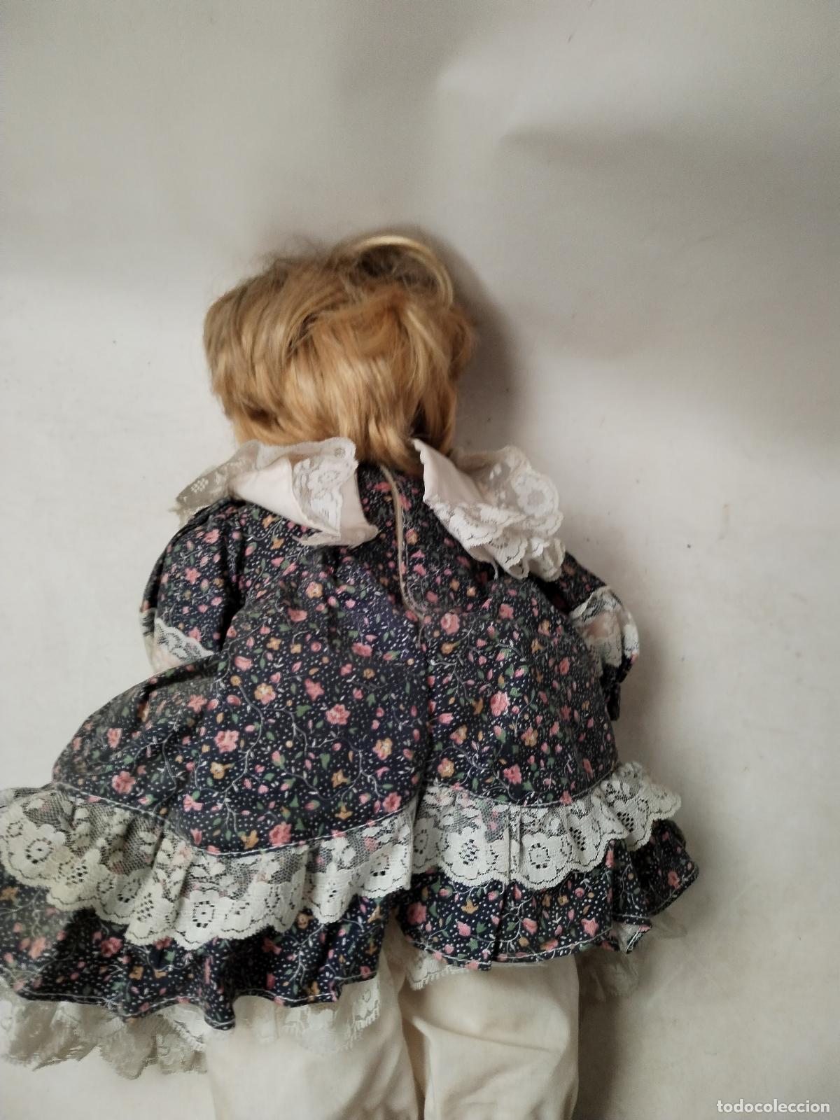 Mu&ntilde;ecas espa&ntilde;olas modernas: mu&ntilde;eca de porcelana con marca en la nuca - Foto 4