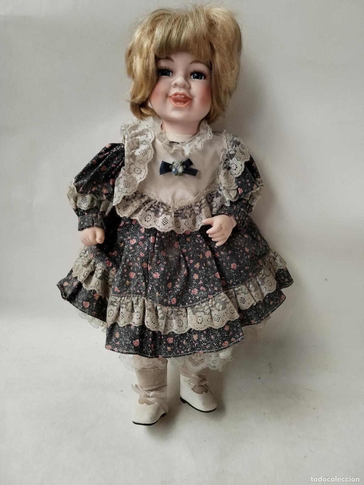 Mu&ntilde;ecas espa&ntilde;olas modernas: mu&ntilde;eca de porcelana con marca en la nuca - Foto 5