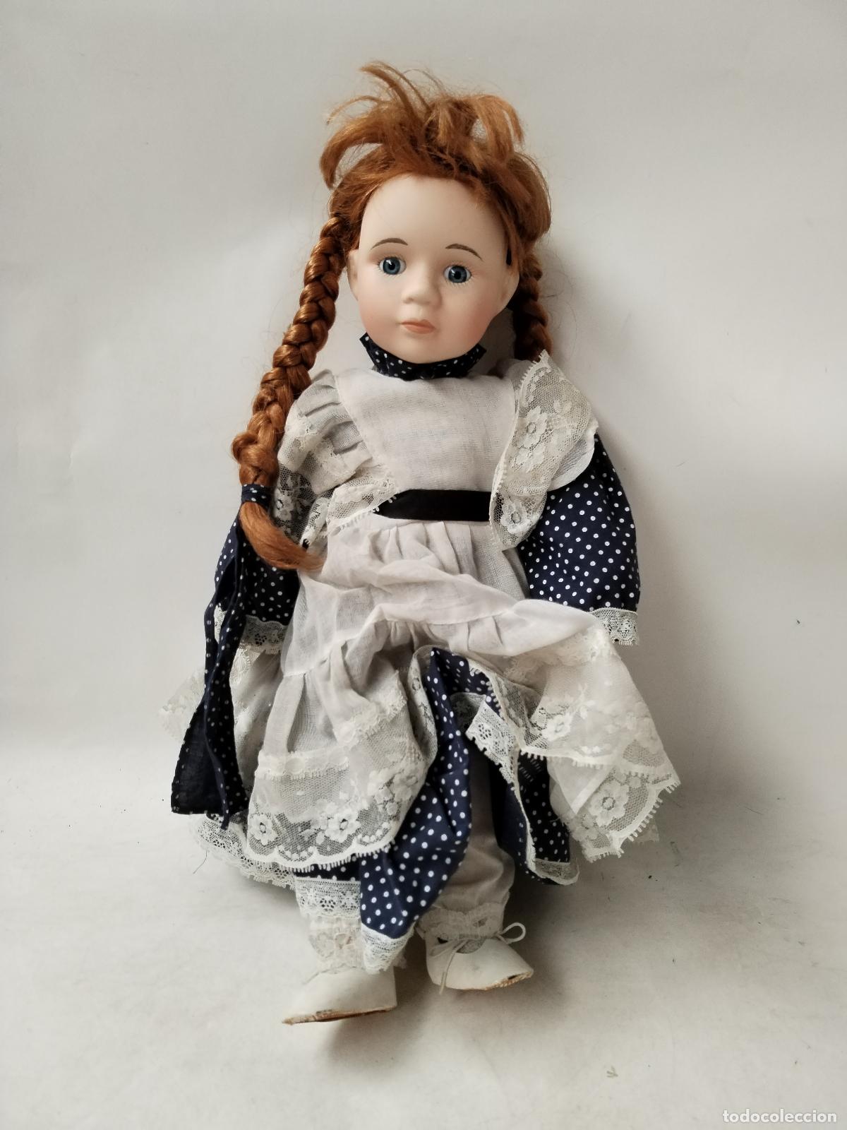 Mu&ntilde;ecas espa&ntilde;olas modernas: mu&ntilde;eca de porcelana con marca en la nuca - Foto 3
