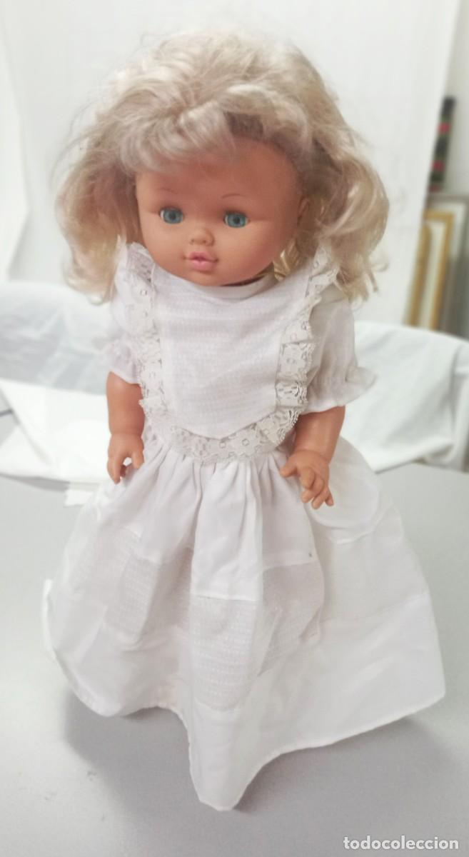 Mu&ntilde;ecas espa&ntilde;olas modernas: Bonita Mu&ntilde;eca vestida de comuni&oacute;n - Foto 1