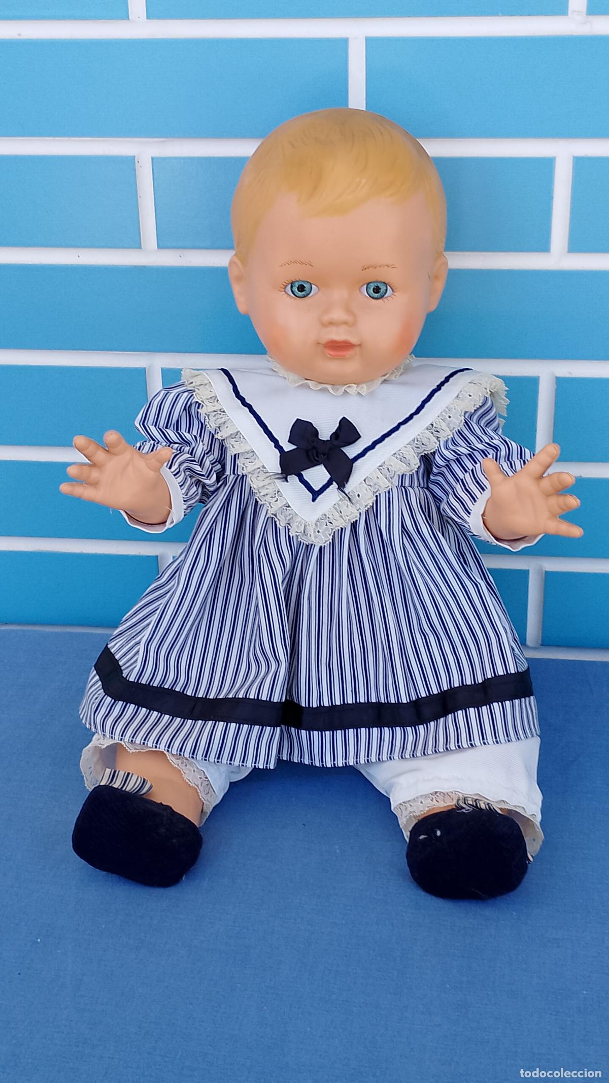 Mu&ntilde;ecas Espa&ntilde;olas Modernas: Antiguo mu&ntilde;eco beb&eacute; de celuloide de Arte Model de 50 cm