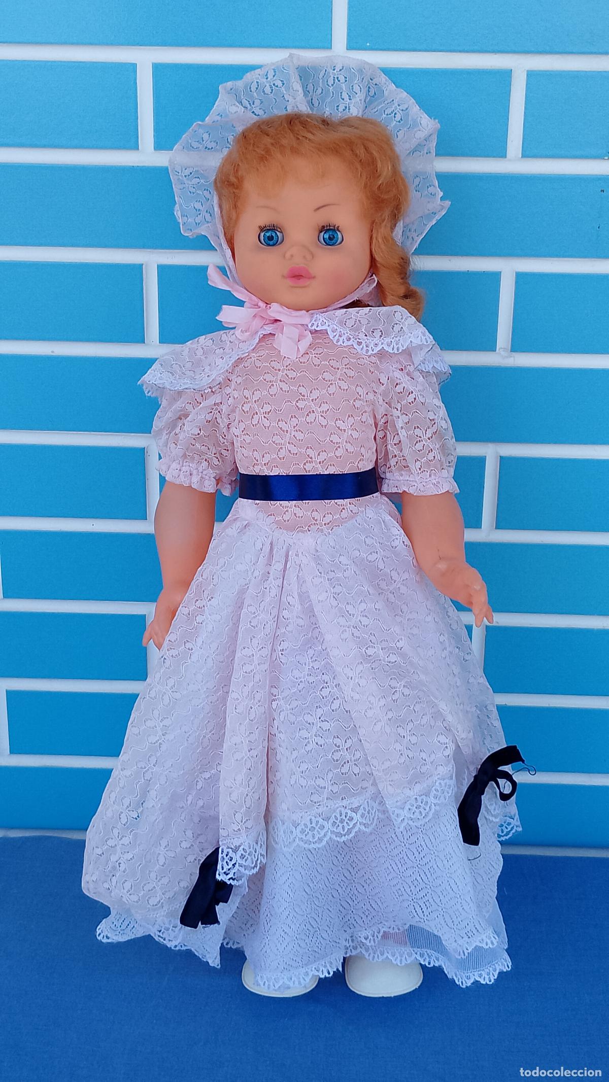 Mu&ntilde;ecas Espa&ntilde;olas Modernas: Antigua mu&ntilde;eca espa&ntilde;ola grande de 57 cm vestida de dama