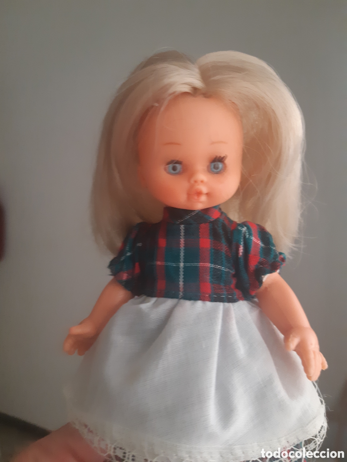 Mu&ntilde;ecas espa&ntilde;olas modernas: Mu&ntilde;eca Alina de bb. Andadora - Foto 1