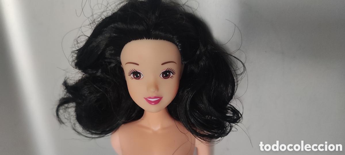 Mu&ntilde;ecas espa&ntilde;olas modernas: Mu&ntilde;eca Blancanieves de marca Simba Toys - Foto 1