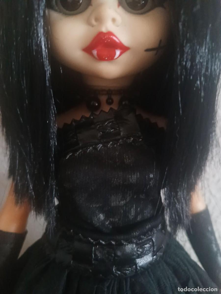 Mu&ntilde;ecas espa&ntilde;olas modernas: Preciosa mu&ntilde;eca g&oacute;tica - Foto 5