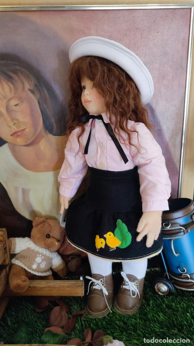 Mu&ntilde;ecas espa&ntilde;olas modernas: mu&ntilde;eca de fieltro 44cm - Foto 6