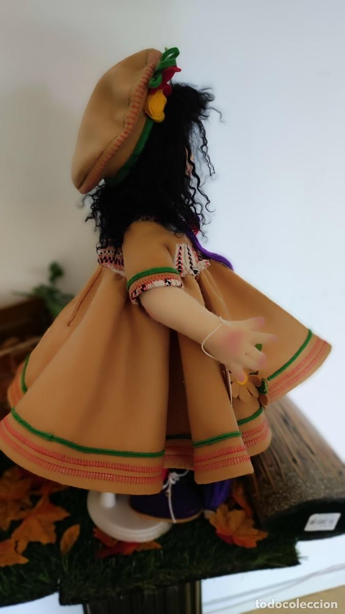 Mu&ntilde;ecas espa&ntilde;olas modernas: mu&ntilde;eca de fieltro 44cm - Foto 2