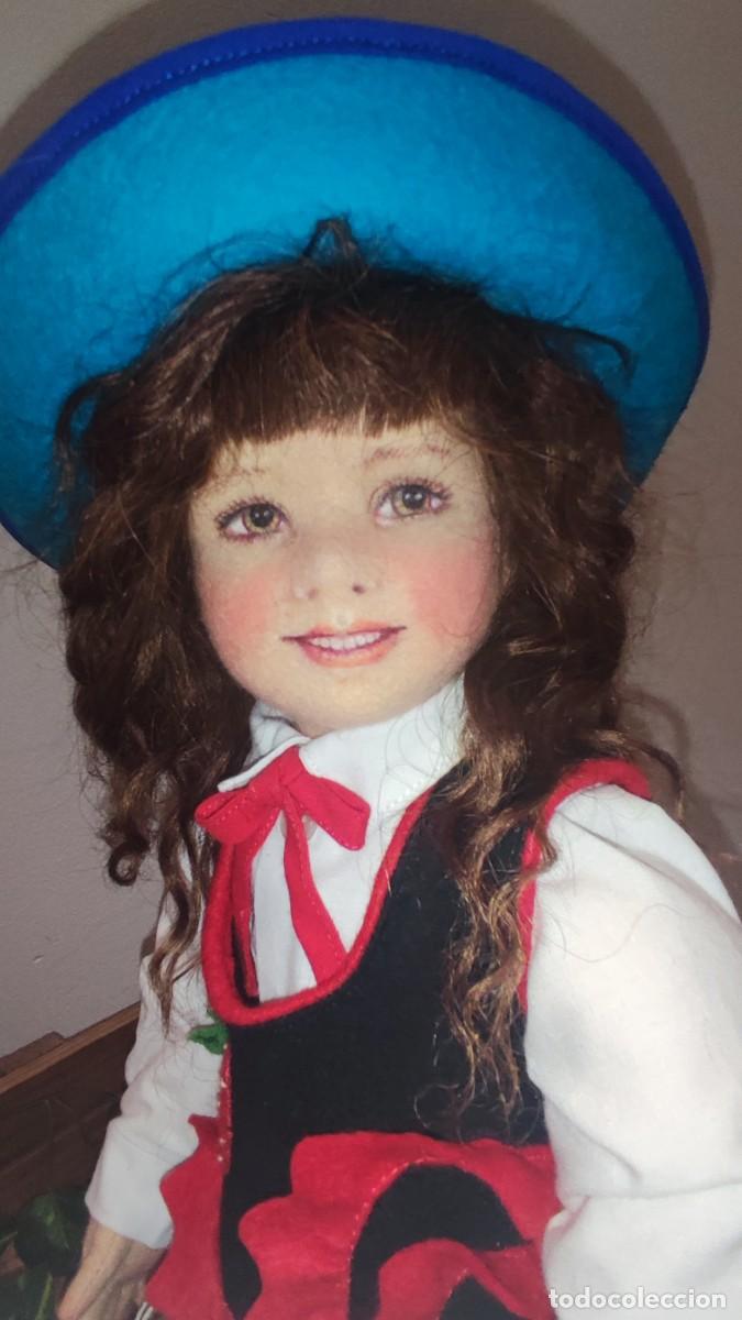 Mu&ntilde;ecas espa&ntilde;olas modernas: mu&ntilde;eca de fieltro 44cm - Foto 6