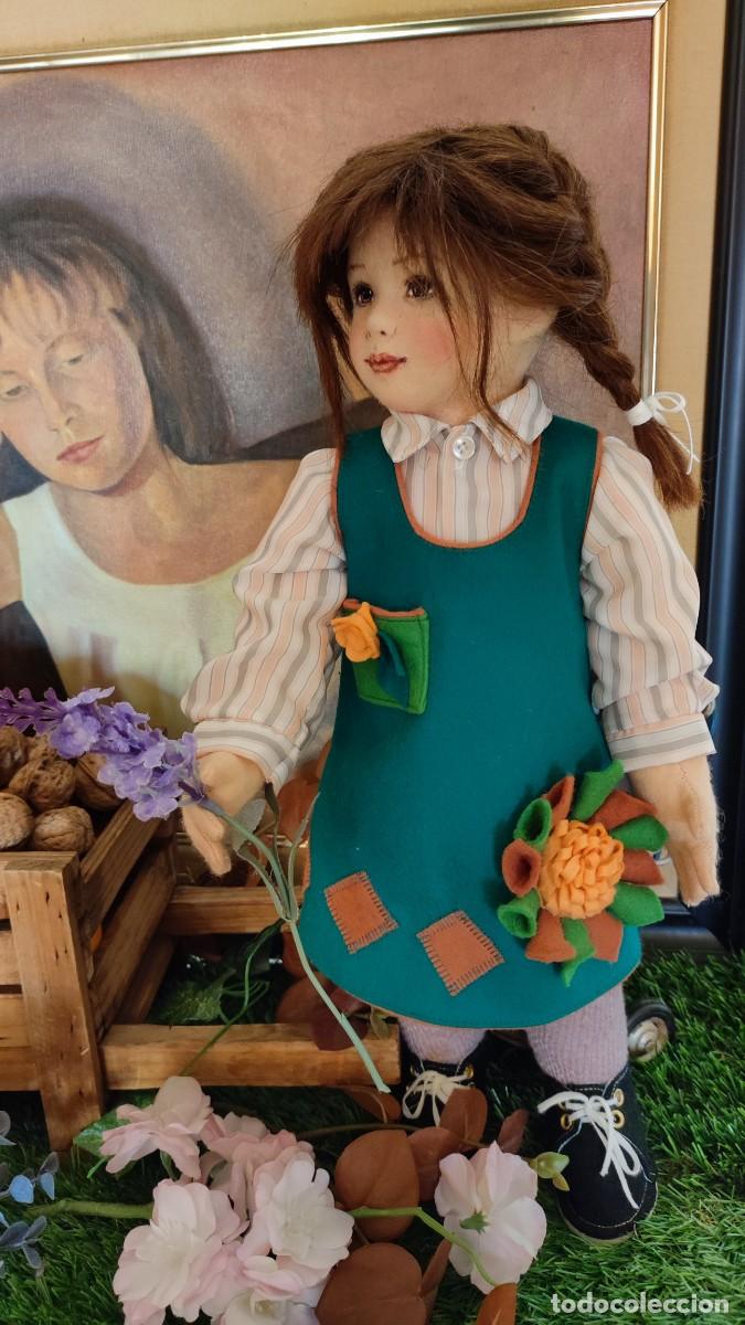 Mu&ntilde;ecas espa&ntilde;olas modernas: mu&ntilde;eca de fieltro 44cm - Foto 6