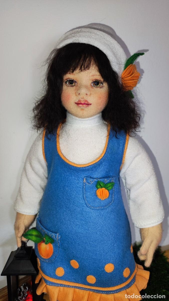 Mu&ntilde;ecas espa&ntilde;olas modernas: mu&ntilde;eca de fieltro 44cm - Foto 4
