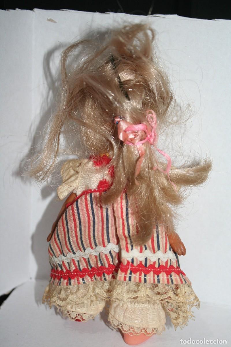 Mu&ntilde;ecas espa&ntilde;olas modernas: mu&ntilde;eca alina b.b. ropa original - Foto 2
