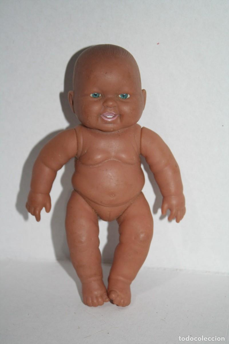 Mu&ntilde;ecas espa&ntilde;olas modernas: mu&ntilde;eca mu&ntilde;eco negrito de tipo barriguitas - Foto 1