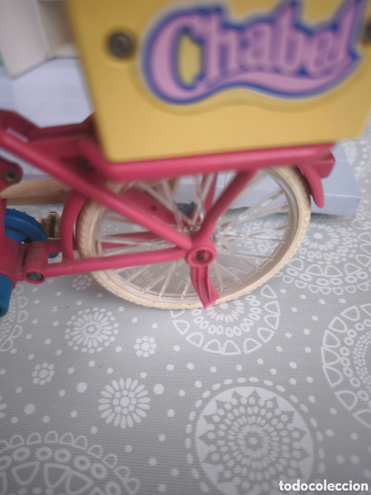 Mu&ntilde;ecas espa&ntilde;olas modernas: Casa malet&iacute;n Chabel y bicicleta Feber - Foto 19