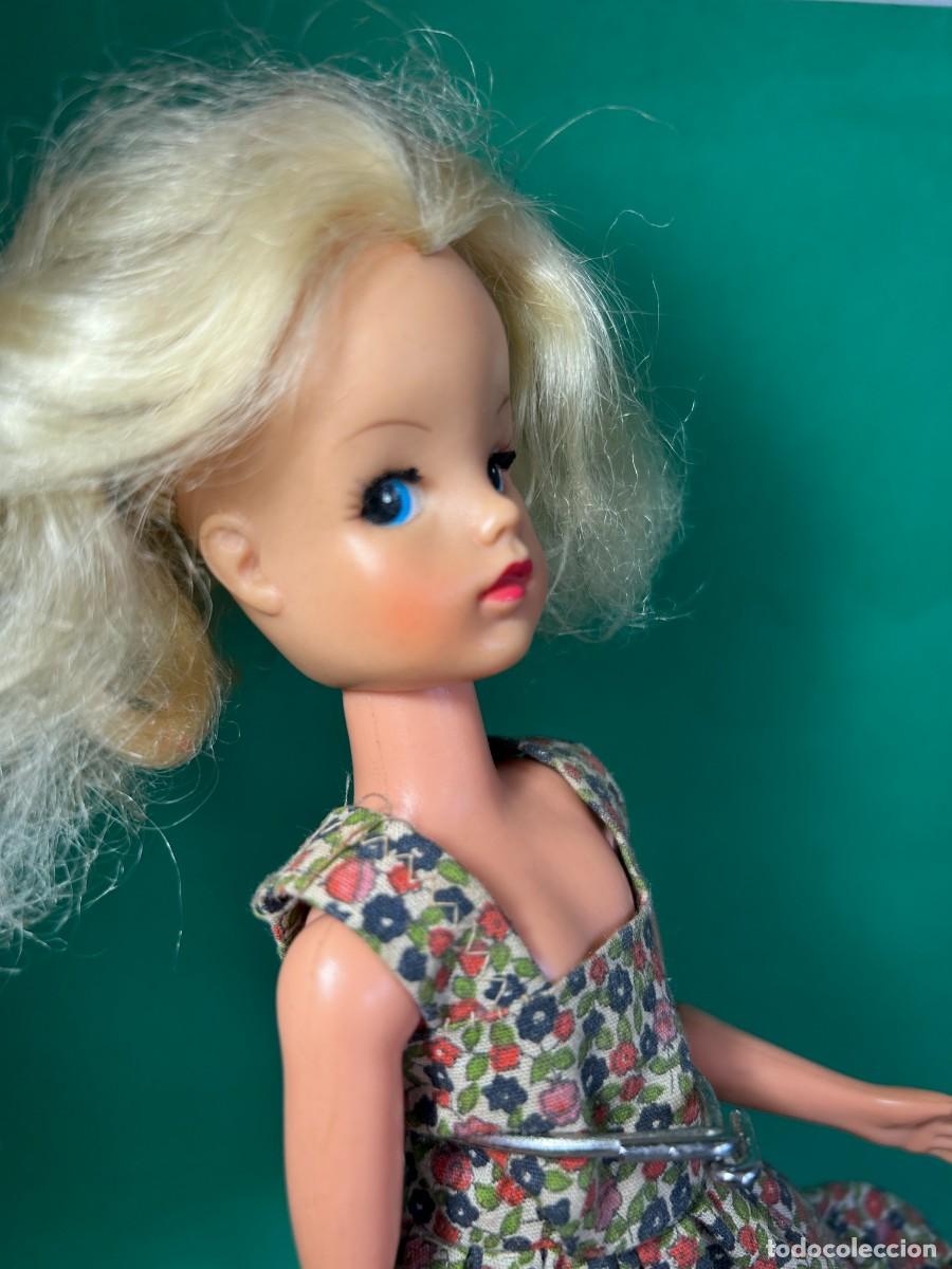 Mu&ntilde;ecas espa&ntilde;olas modernas: MU&Ntilde;ECA SINDY ARTICULADA DE FLORIDO - Foto 4