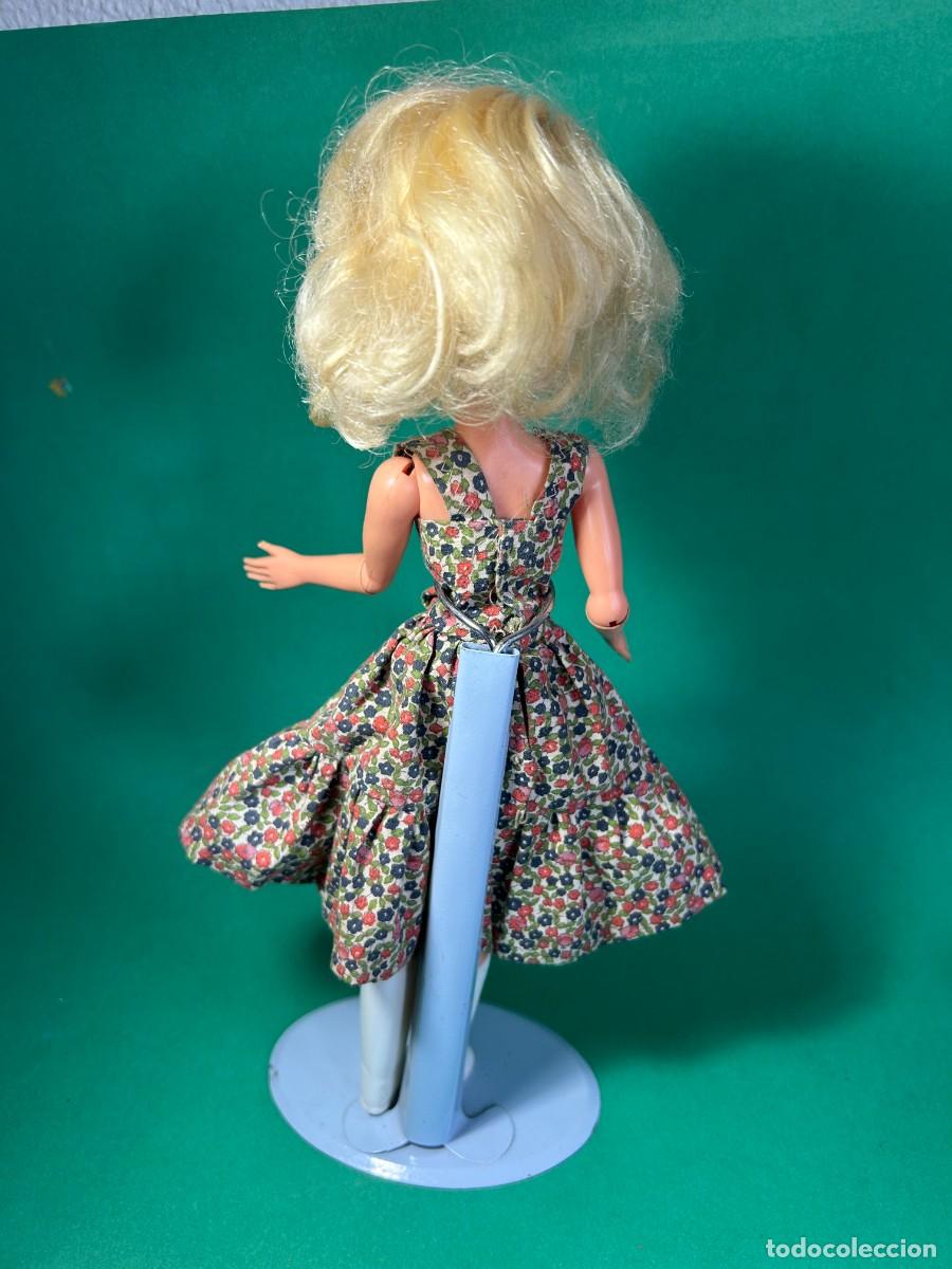 Mu&ntilde;ecas espa&ntilde;olas modernas: MU&Ntilde;ECA SINDY ARTICULADA DE FLORIDO - Foto 6