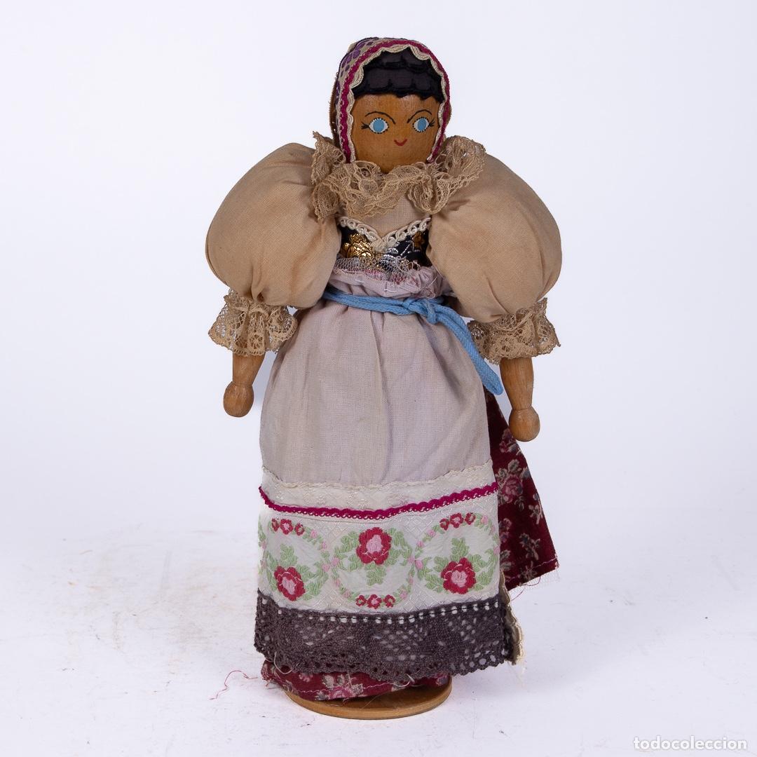 Mu&ntilde;ecas espa&ntilde;olas modernas: MU&Ntilde;ECA DE MADERA EN BUEN ESTADO - Foto 1