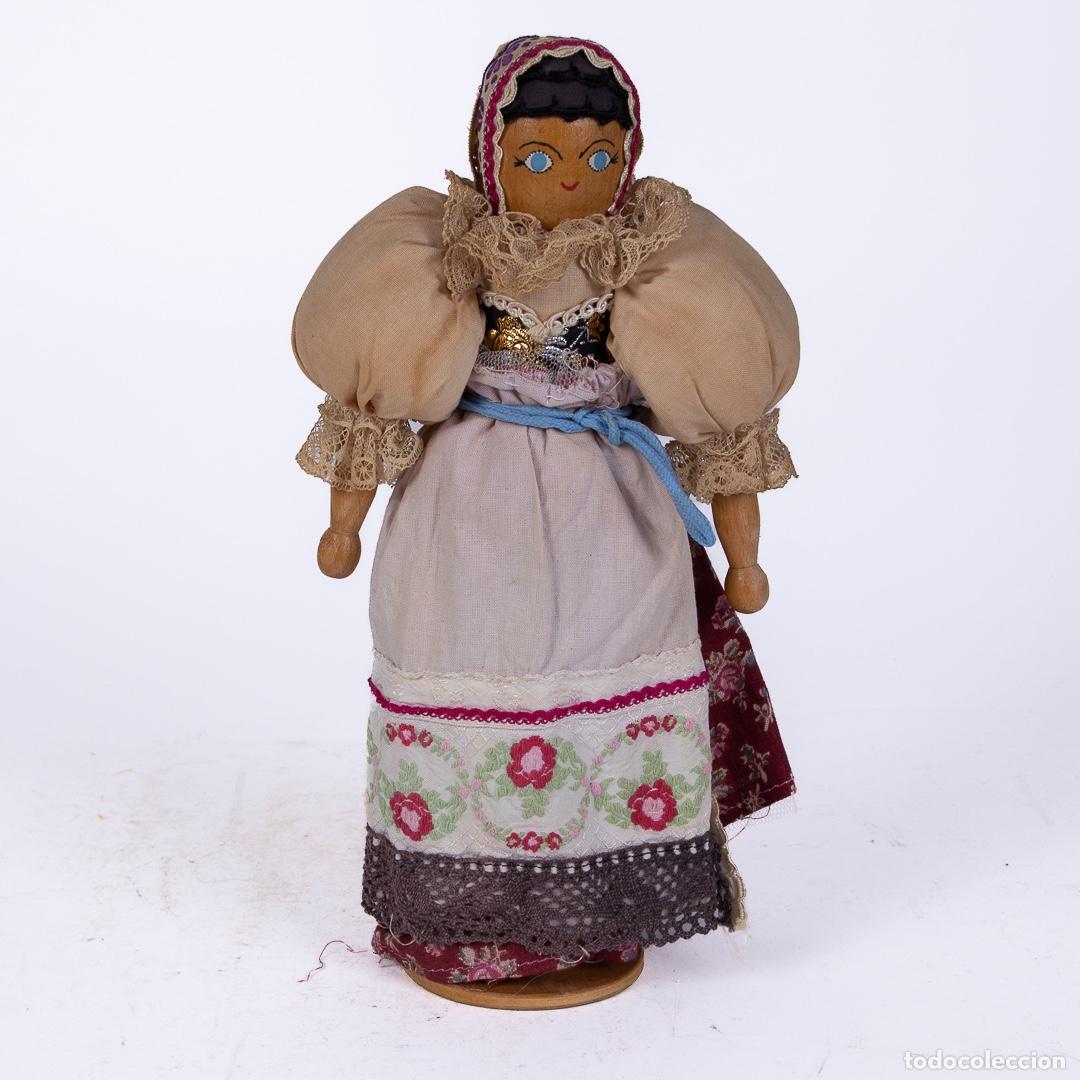 Mu&ntilde;ecas espa&ntilde;olas modernas: MU&Ntilde;ECA DE MADERA EN BUEN ESTADO - Foto 2