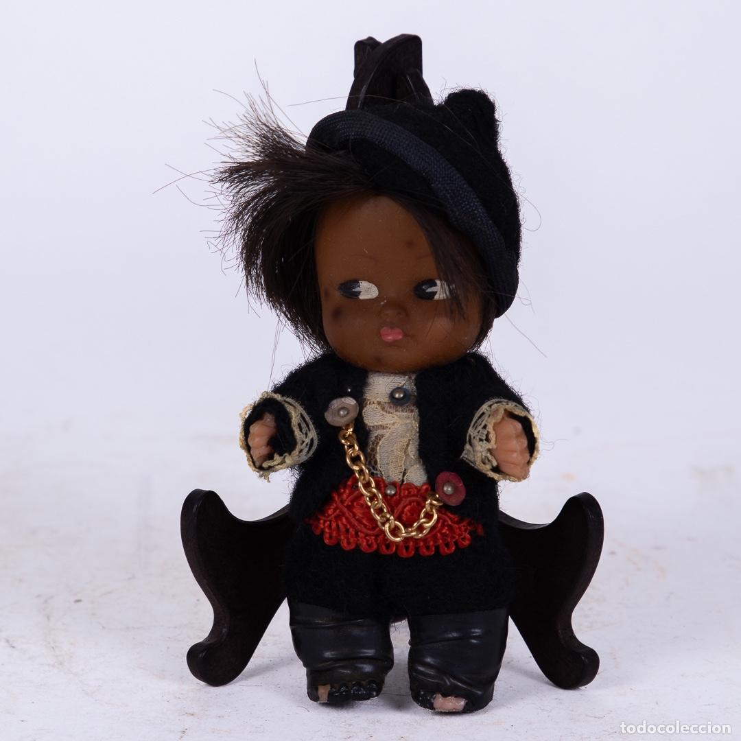 Mu&ntilde;ecas espa&ntilde;olas modernas: LOTE DE DOS MU&Ntilde;ECAS DE GOMA - Foto 1
