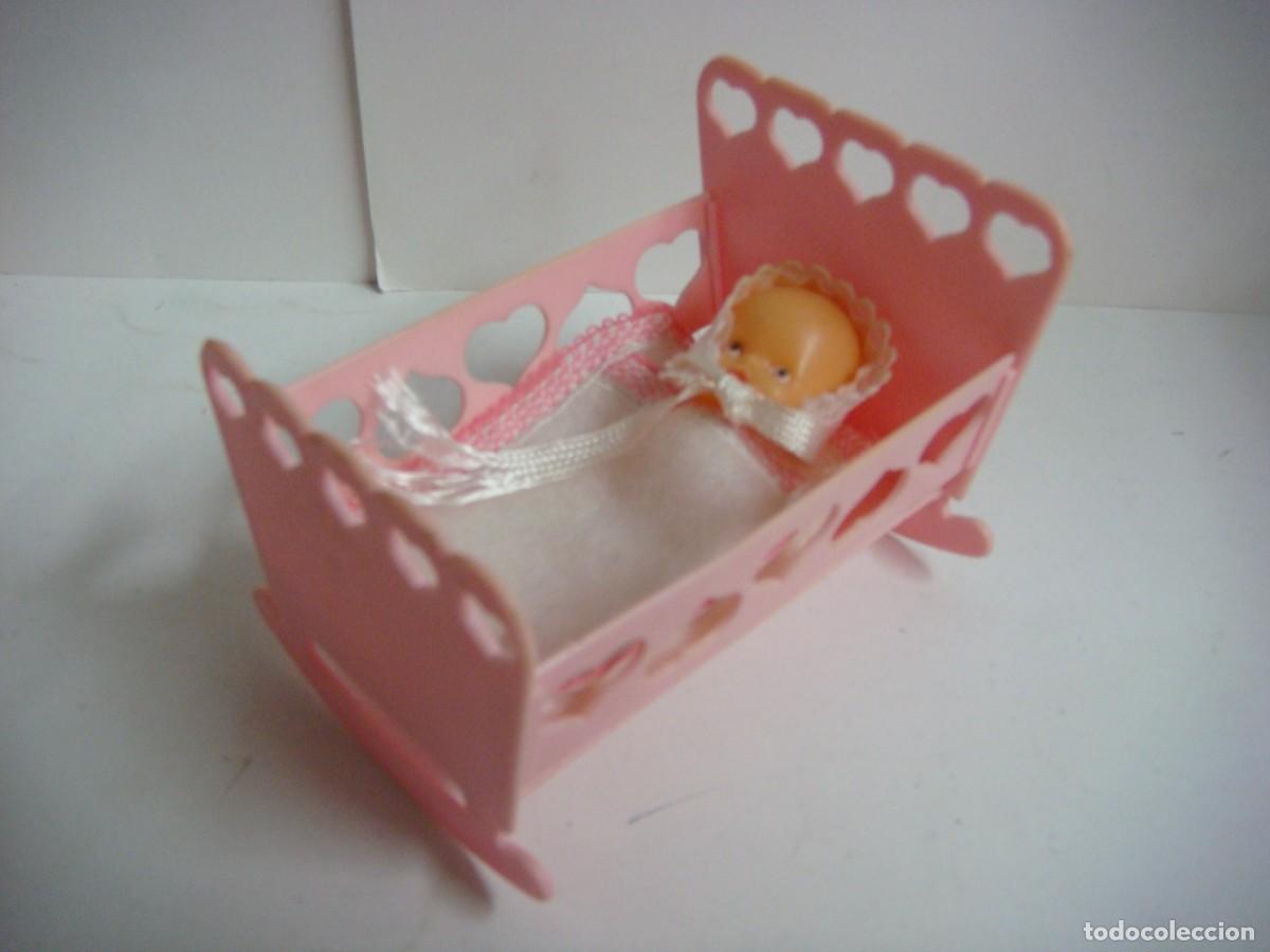 Mu&ntilde;ecas espa&ntilde;olas modernas: MU&Ntilde;ECO EN SU CUNA-CAJ-MU&Ntilde;-N&ordm;-2. - Foto 1
