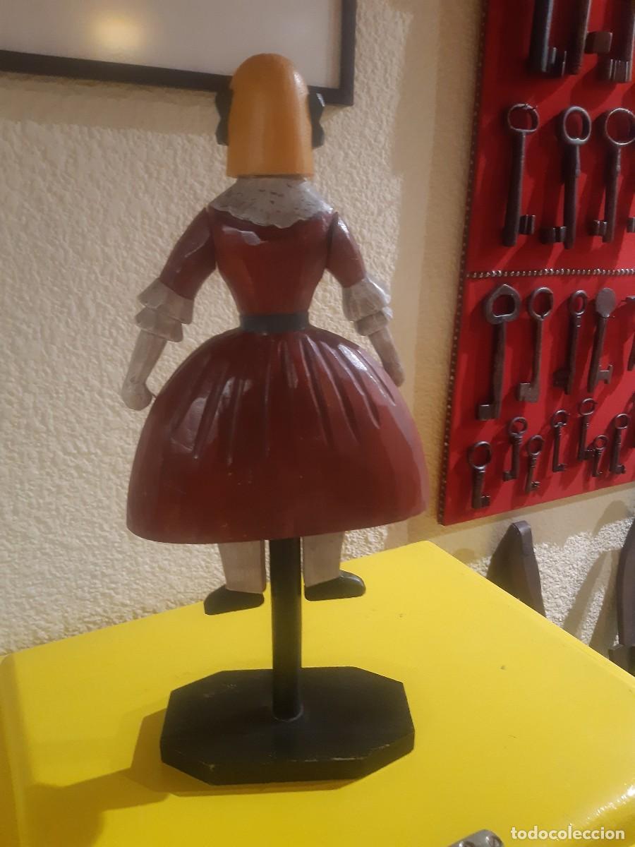 Mu&ntilde;ecas espa&ntilde;olas modernas: MU&Ntilde;ECA DE MADERA VELAZQUE&Ntilde;A - Foto 4