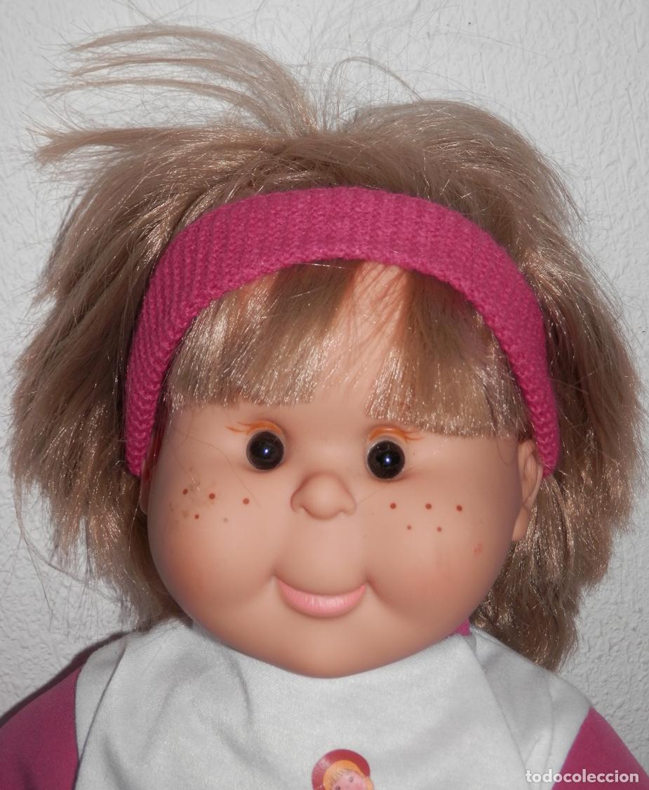 Mu&ntilde;ecas espa&ntilde;olas modernas: MU&Ntilde;ECA PENIQUE POSTURAS DE LA JESMAR - Foto 2