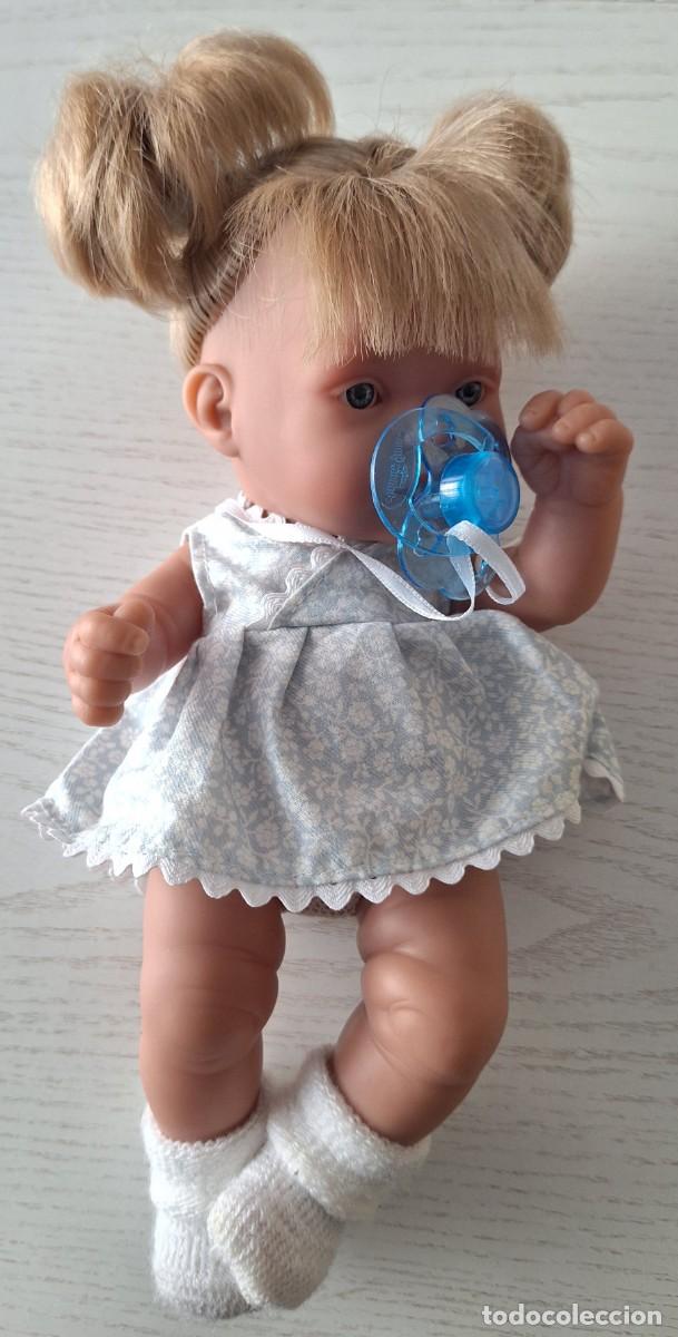 Mu&ntilde;ecas espa&ntilde;olas modernas: MU&Ntilde;ECA BEBITA DE ANTONIO JUAN &middot; 28 CM. - Foto 1