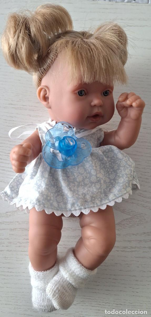 Mu&ntilde;ecas espa&ntilde;olas modernas: MU&Ntilde;ECA BEBITA DE ANTONIO JUAN &middot; 28 CM. - Foto 2