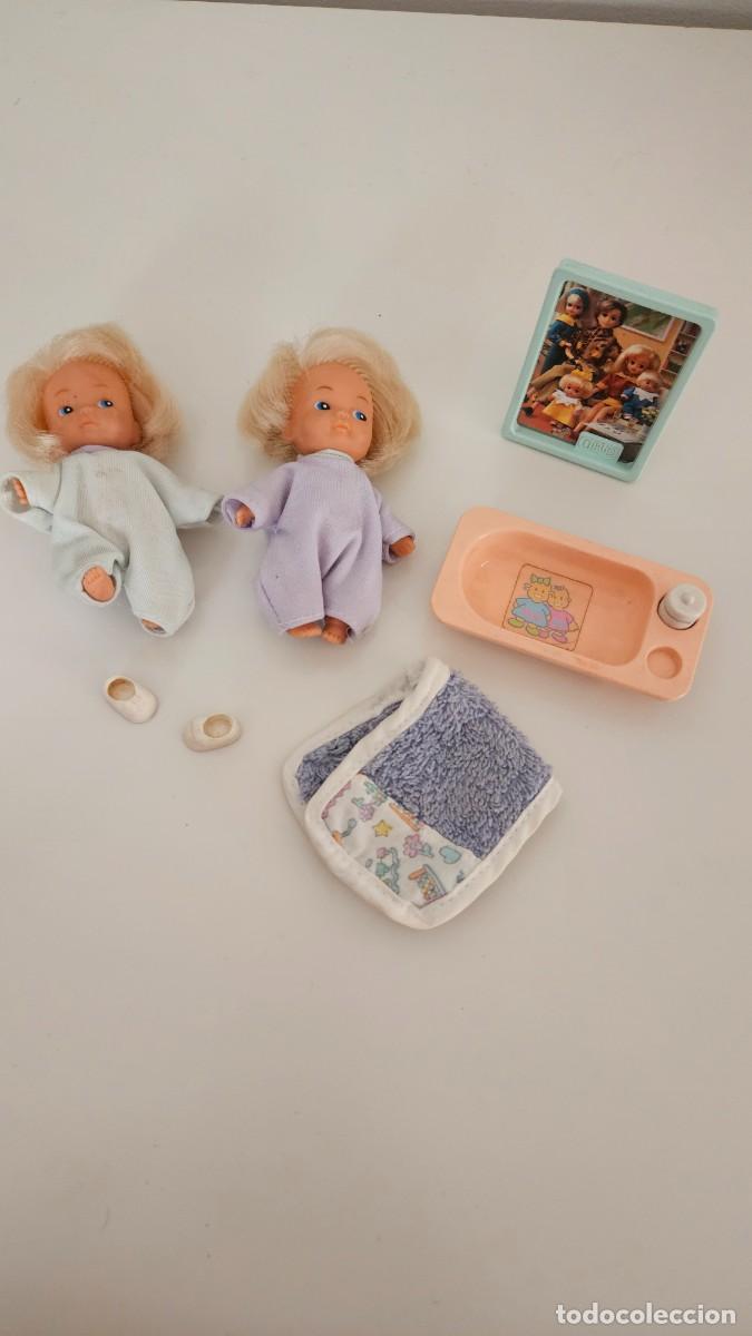 Mu&ntilde;ecas espa&ntilde;olas modernas: Hermanitos de Chabel y accesorios - Foto 1