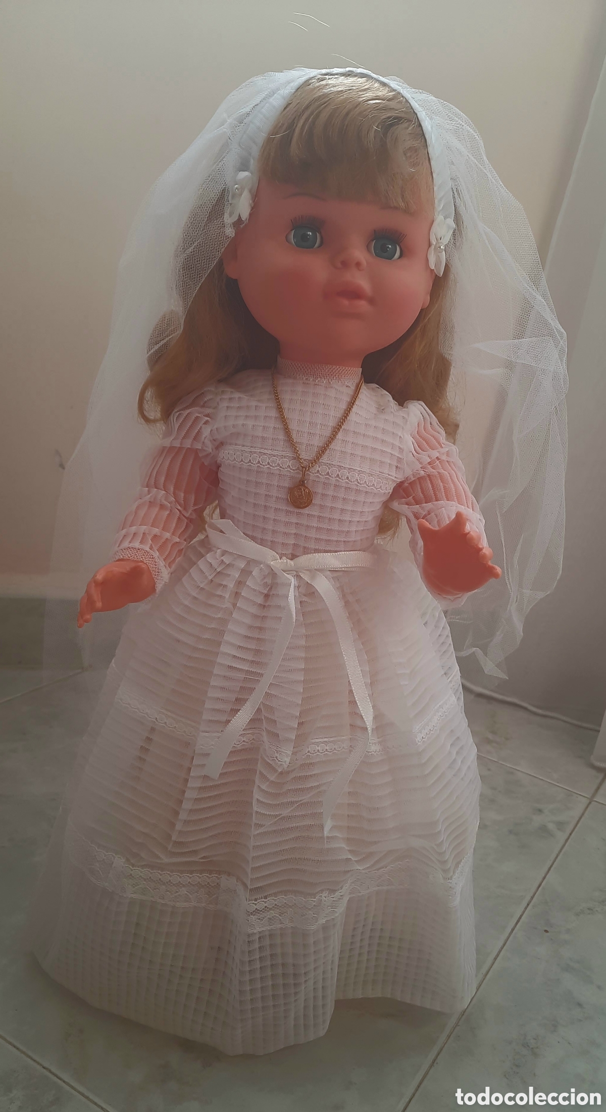 Mu&ntilde;ecas espa&ntilde;olas modernas: Mu&ntilde;eca comuni&oacute;n o novia Jesmar - Foto 1