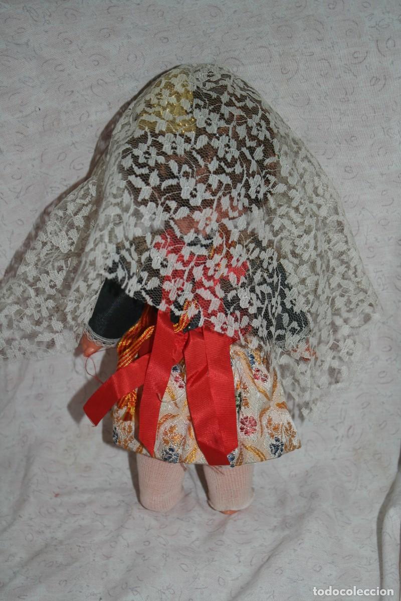 Mu&ntilde;ecas espa&ntilde;olas modernas: mu&ntilde;eca fallera valenciana regional - Foto 3