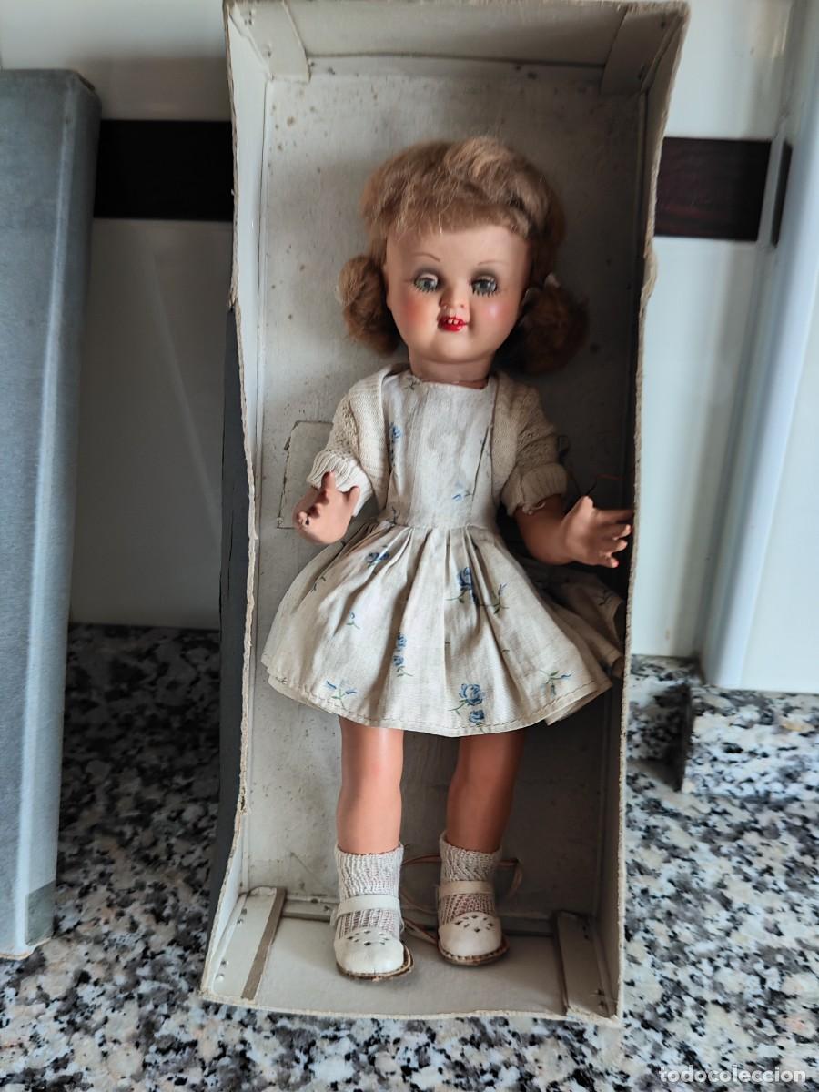 Mu&ntilde;ecas espa&ntilde;olas modernas: Mu&ntilde;eca Corisa de Famosa - Foto 1