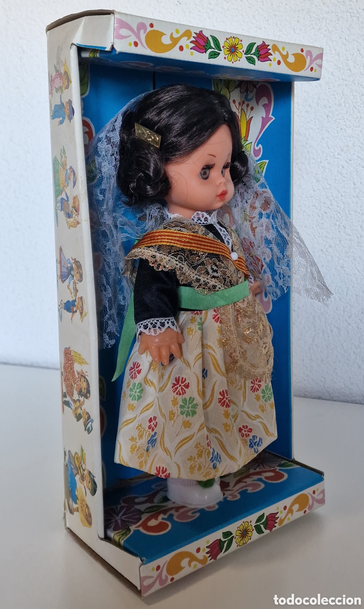 Mu&ntilde;ecas espa&ntilde;olas modernas: Mu&ntilde;eca SPS Traje Regional Valenciano, a&ntilde;os 70
